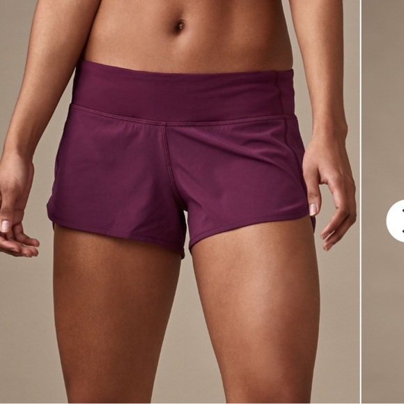 Lululemon Speed Short (2.5") - Marvel  (4-way Stretch 2.5. Size 8 - Picture 2 of 8